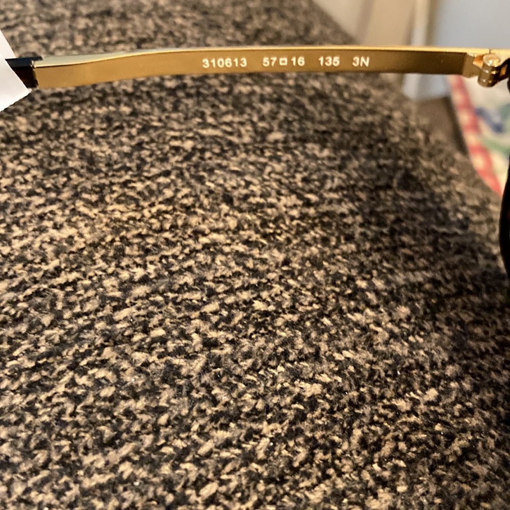 NWT Michael Kors ladies sunglasses - Picture 3 of 5